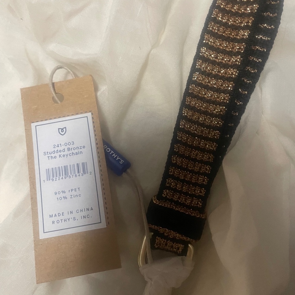 NWT Rothy’s “Studded Bronze” Keychain